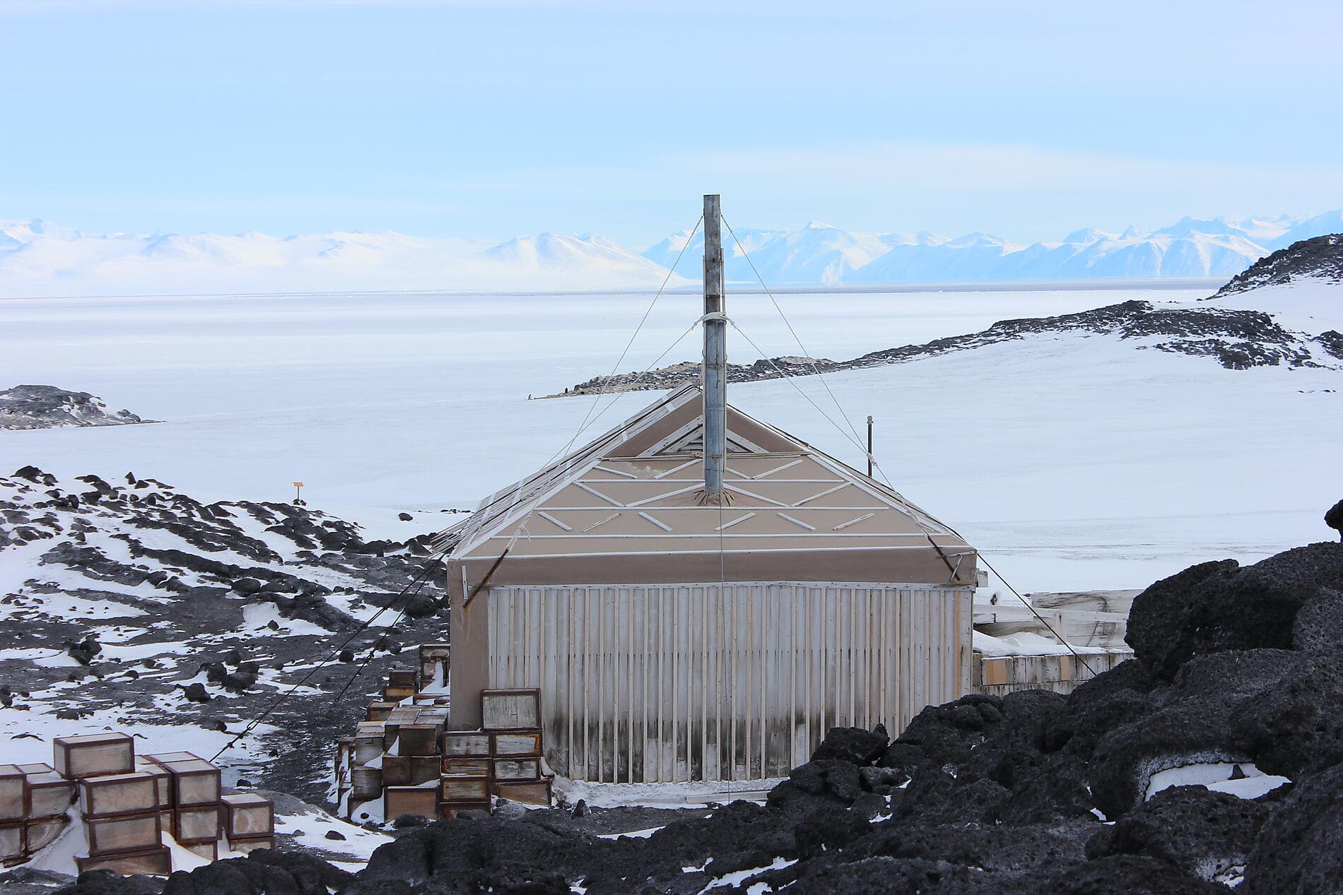 Entre deux continents, terres inexplorées d'Antarctique 
